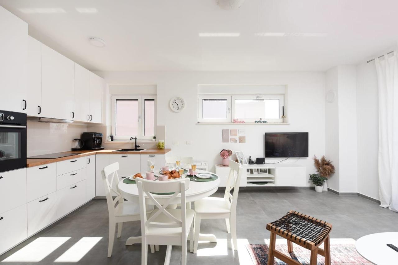 Ferienwohnung Novi Apartman Franka Zadar Exterior foto