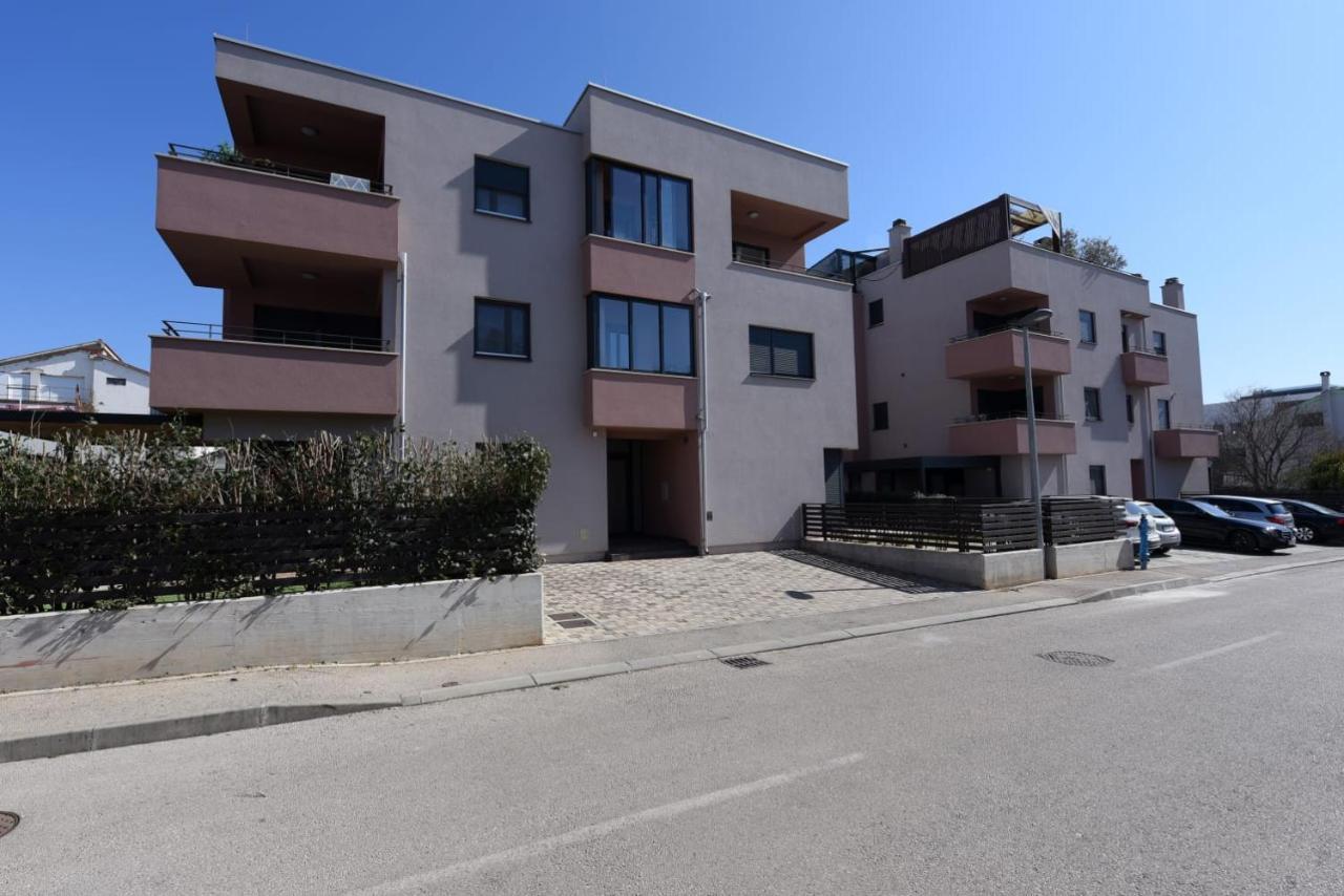 Ferienwohnung Novi Apartman Franka Zadar Exterior foto