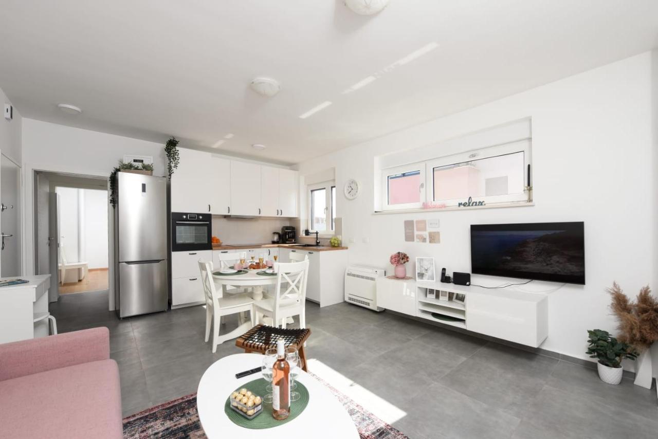Ferienwohnung Novi Apartman Franka Zadar Exterior foto