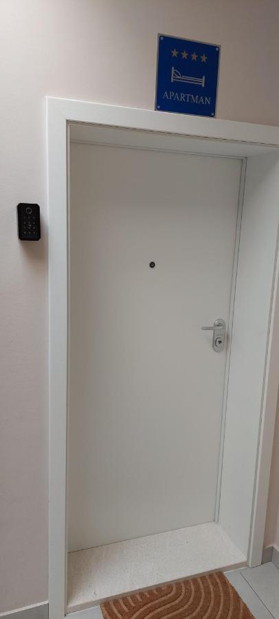 Ferienwohnung Novi Apartman Franka Zadar Exterior foto